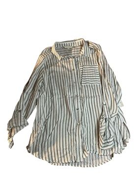 Women’s Button-Down Striped Shirt - White & Black